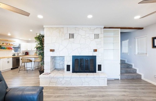 Mico Casa | Right on Medina Lake! Your large Deck overlooks the lake.