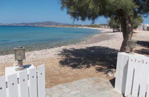 Aliki Apartamento | Right on the beach- BEACHFRONT-Best unit -Paros