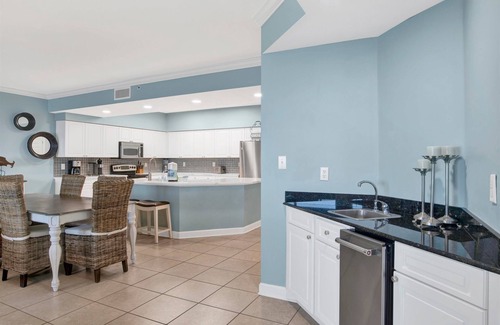Ono Island Condominio | Right on the beach - Beautiful view!! Large balcony
