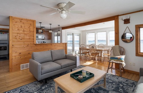 Suttons Bay Cabaña | Right on the Lake Michigan - walk to town and across from TART trail