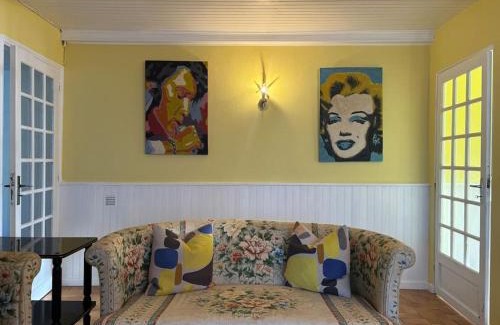 Aigre Casa | Right on the river- 4 bedroom house centre of town
