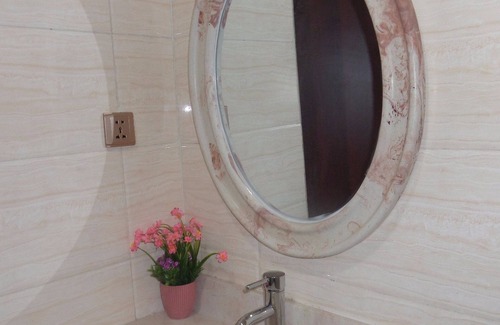 Ikeja Hotel | Rightgate Hotel & Suites