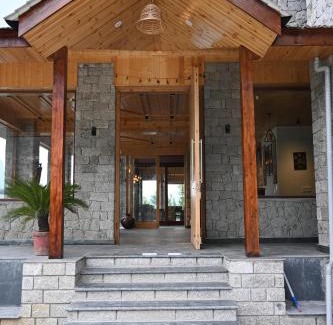 Palchan Complejo | Rigzin House by Meghsparsh Resorts