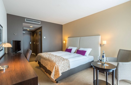 Alte Heide-Hirschau Hotel | Rilano 24/7 Hotel München
