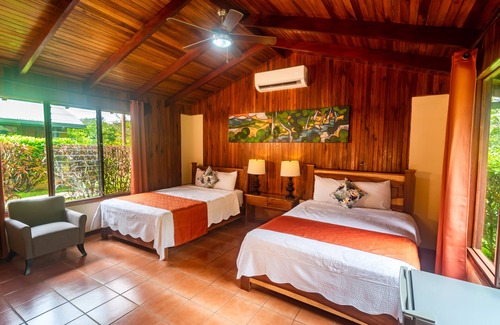 Mogote de Bagaces Cabina | Rinconcito Lodge
