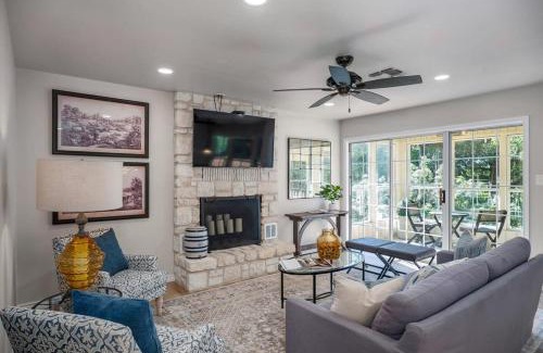 Stonewall Casa | Rio Ranchito, River front, Fire Pit, Views!