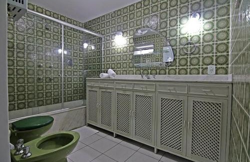 Leme Apartamento | Rio Spot Homes vista mar D027