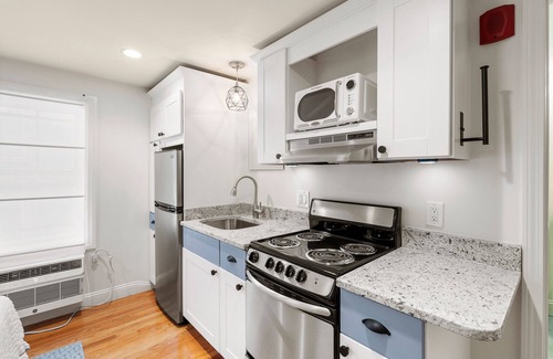 Newburyport Apartamento | Rise Suite at The Hygge House