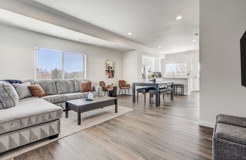 East Colorado Springs Casa | Rising Star
