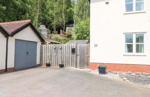 Hendrerwydd Casa | Rising Sun Cottage