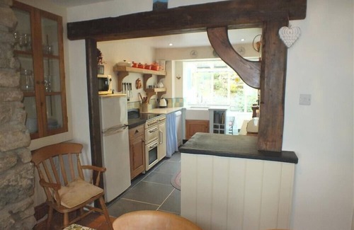Newport Cabaña | Sol Naciente, NEWPORT, PEMBROKESHIRE