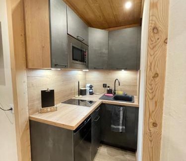Risoul Apartamento | Risoul 1850 studio Résidence LesFlorins2 pour 4 pers avec accès direct sur les pistes