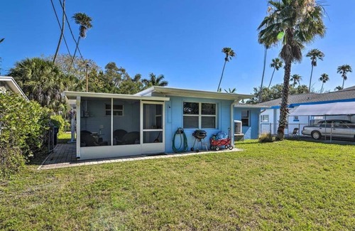 Indian Rocks Beach Casa | Rita's Cottage by the Beach - Steps to Ocean!