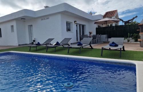 Riumar Casa | Riumar "Del Perro", 300m to beach, private pool, On-Site-Service, dog beach