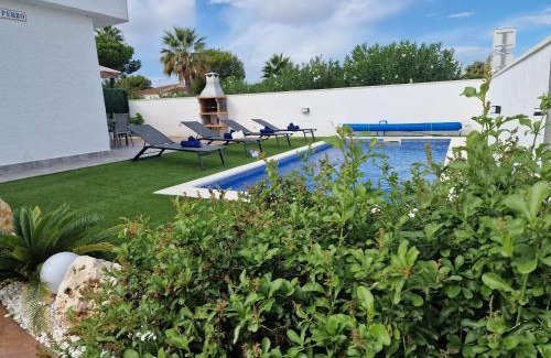 Riumar Casa | Riumar "Del Perro", 300m to beach, private pool, On-Site-Service, dog beach