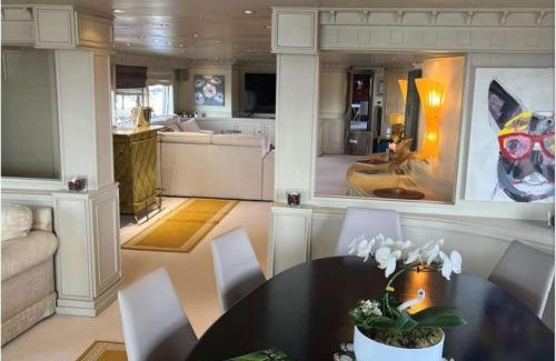Pointe Croisette Alquiler De Eote | Riva 130