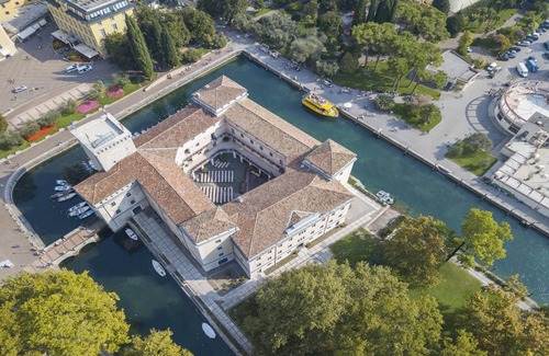 Riva del Garda Apartamento | Riva Centro Apartment