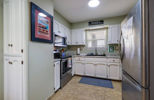 Seguin Casa | River View Staycation / FastWiFi / Firepit / ZDT Park