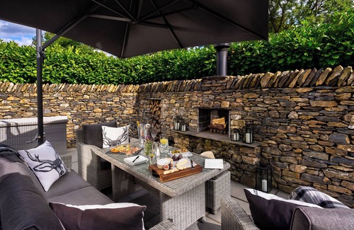 Bowland Bridge Cabaña | River Barn