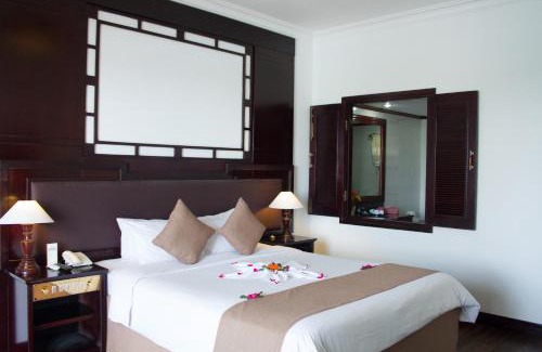 Cua Đai Complejo | River Beach Resort & Residences