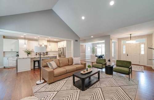 Russell Casa | River Birch Grandeur G#42189