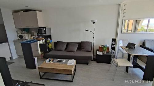 Carnon-Plage Apartamento | River City - Joli 2 pièces, étage élevé, vue sur port et mer, calme et proche des plages