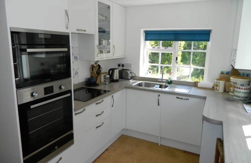 Holmebridge Casa | River Cottage a country retreat in wooded gardens