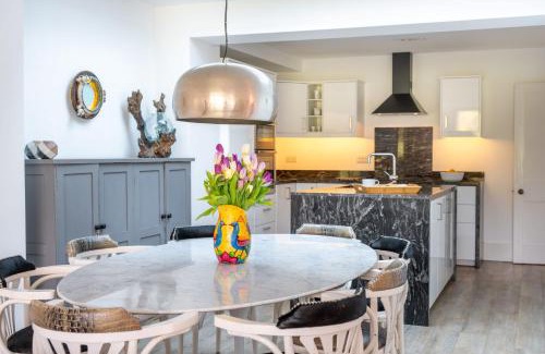 Letheringsett Casa | River Cottage by Big Skies Cottages