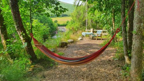 East Lewiston Apartamento | River Cottage Hot tub spa