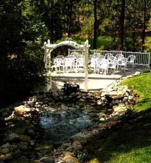 Post Falls Cama Y Desayuno | River Cove Elegant Waterfront Bed & Breakfast