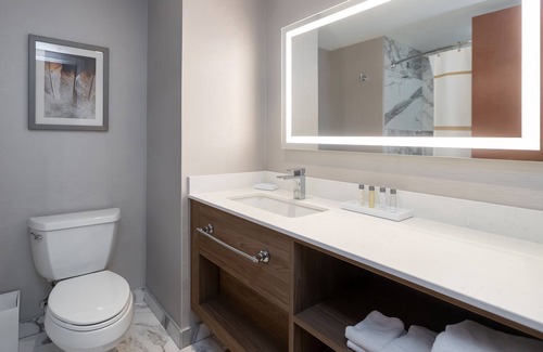 Edmonton Hotel | River Cree Resort and Casino