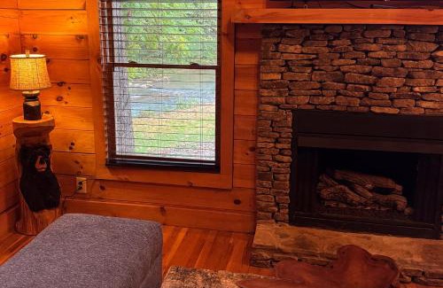 Lakemont Casa | River Fishing Cabin