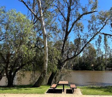 Bridgewater on Loddon Apartamento | River foreshore Cabin