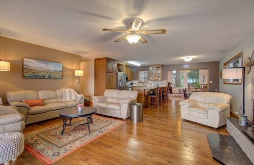 Cathlamet Casa | River Front at River Run on Columbia River