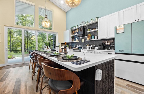 High Springs Casa | River Front Barndo- 30 mins to UF and UF Health Shands