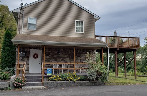 Columbia Apartamento | River Front Property with a View!