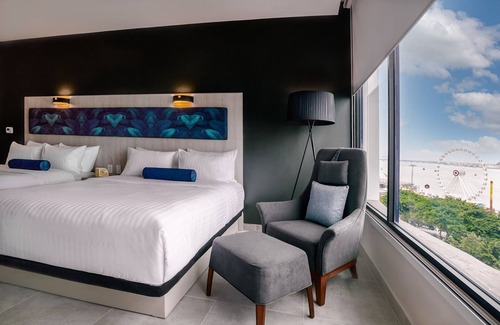 Guayaquil Hotel | River Garden Hotel & Suites