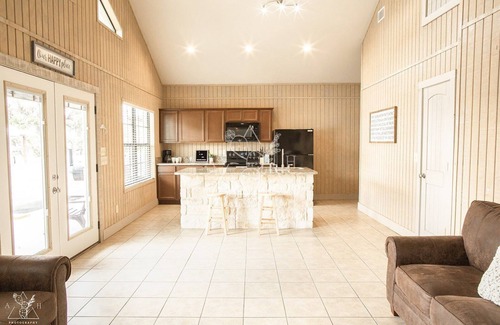 Concan Casa | River Grove Rentals Casa # 6