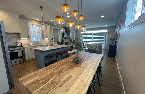 Ottawa Casa | River Happy | 3 Bed, 2.5 Bath
