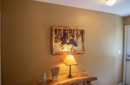 Fleetwood Casa | River Haven on the New River - Hot Tub & Ultimate Outdoor Space! Sleeps 6!