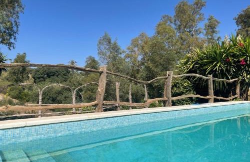 Coin Otro | River Heart Lodges