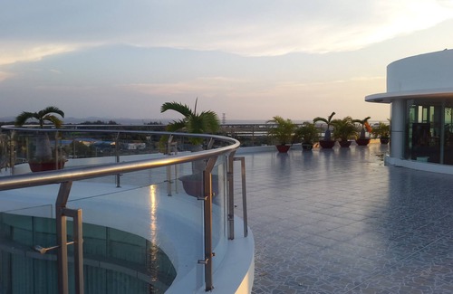 Ha Tien Hotel | River Hotel