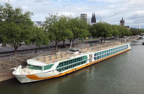 Deutz Hotel | RIVER HOTELS Messe Köln