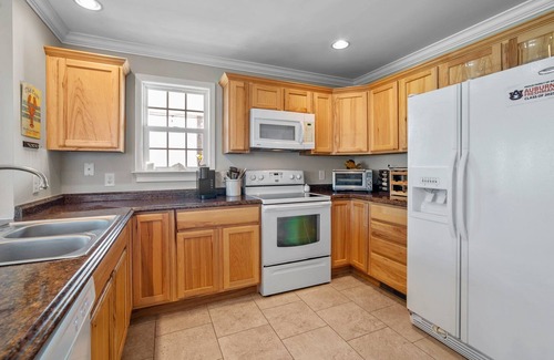 Minnesott Beach Casa | River House - Delightful Waterfront House with Private Dock
