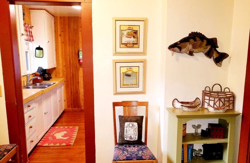 Blue River Cabaña | River House on the McKenzie