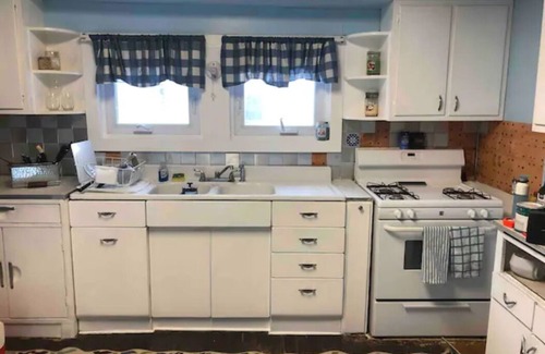Rowlesburg Casa | River Lover's and Fisherman's getaway! Come see Wild and Wonderful WV.