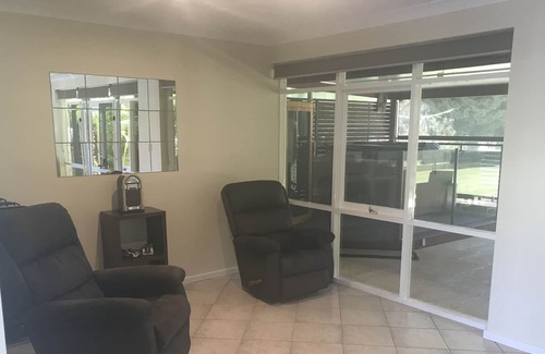 South Yunderup Casa | River Paradise - Great pet friendly Summer getaway 1 hour from Perth