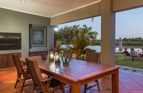 Upington Cama Y Desayuno | River Place Manor, una joya a orillas del río Orange