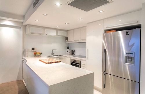 South Brisbane Hotel | River Plaza Apartments