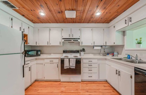 Chassahowitzka Casa | River Rat Flat | Home Near Kayaks & Boat Ramp